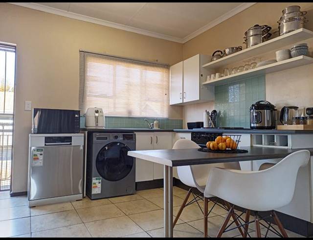 1 BEDROOM APARTMENT FOR SALE IN BRENTHURST